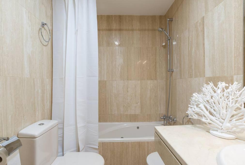 Ferienwohnung Apartamento Top Vistas Al Mar Málaga Exterior foto